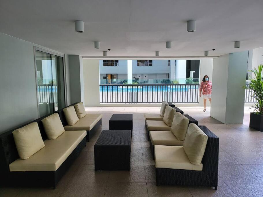 Apartmán Luxury @ Bgc Sleeps 6 Comfortably Fast Wifi Pool! Manila Exteriér fotografie